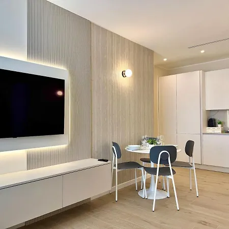 Apartamento - Smeraldo - *